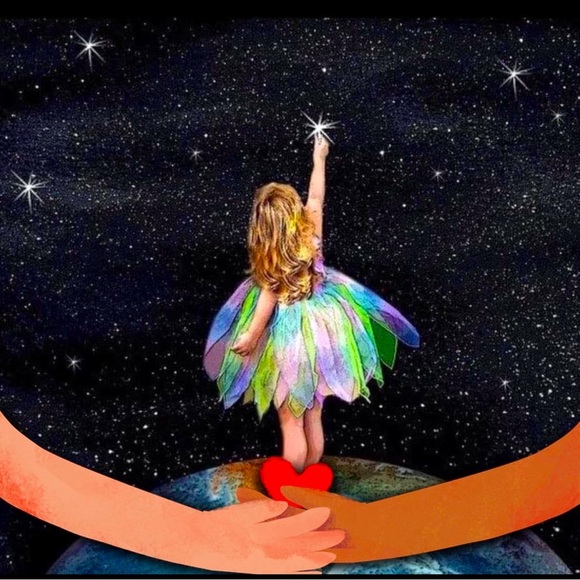 Meet your Posher, Daisy 🌼  efmsdaisy@gmail.com - Picture 1 of 1